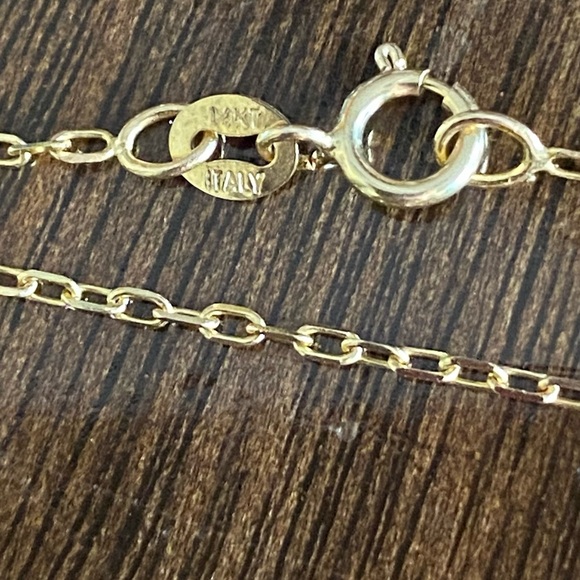 14k Gold paperclip style chain Necklace 1.6g, 20 in - Picture 2 of 9